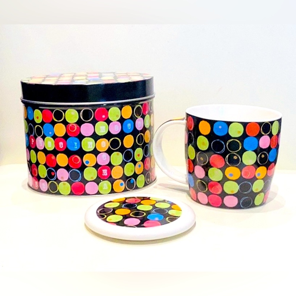 Porcelain Mug with Lid and Storage Box Set